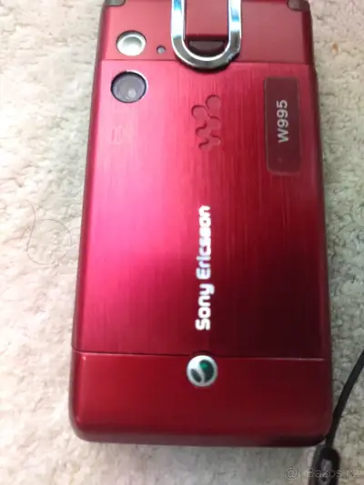 Sony Ericsson W995
