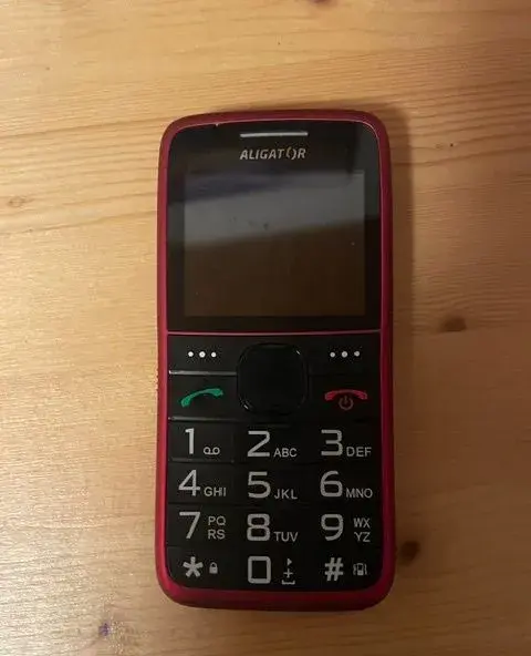 Tlačítkový mobil A675 Senior zn. ALIGATOR