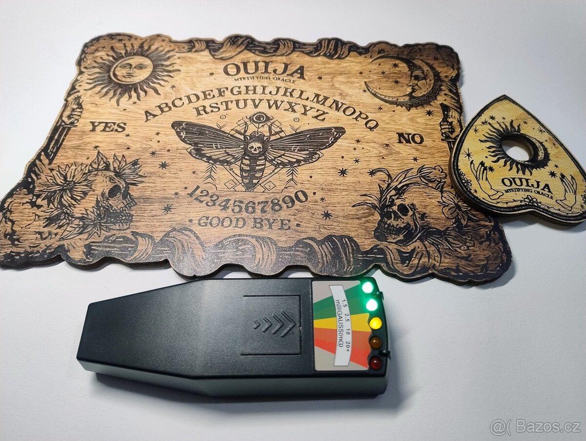 Ouija tabulka s detektorem elektromagnetických vln.