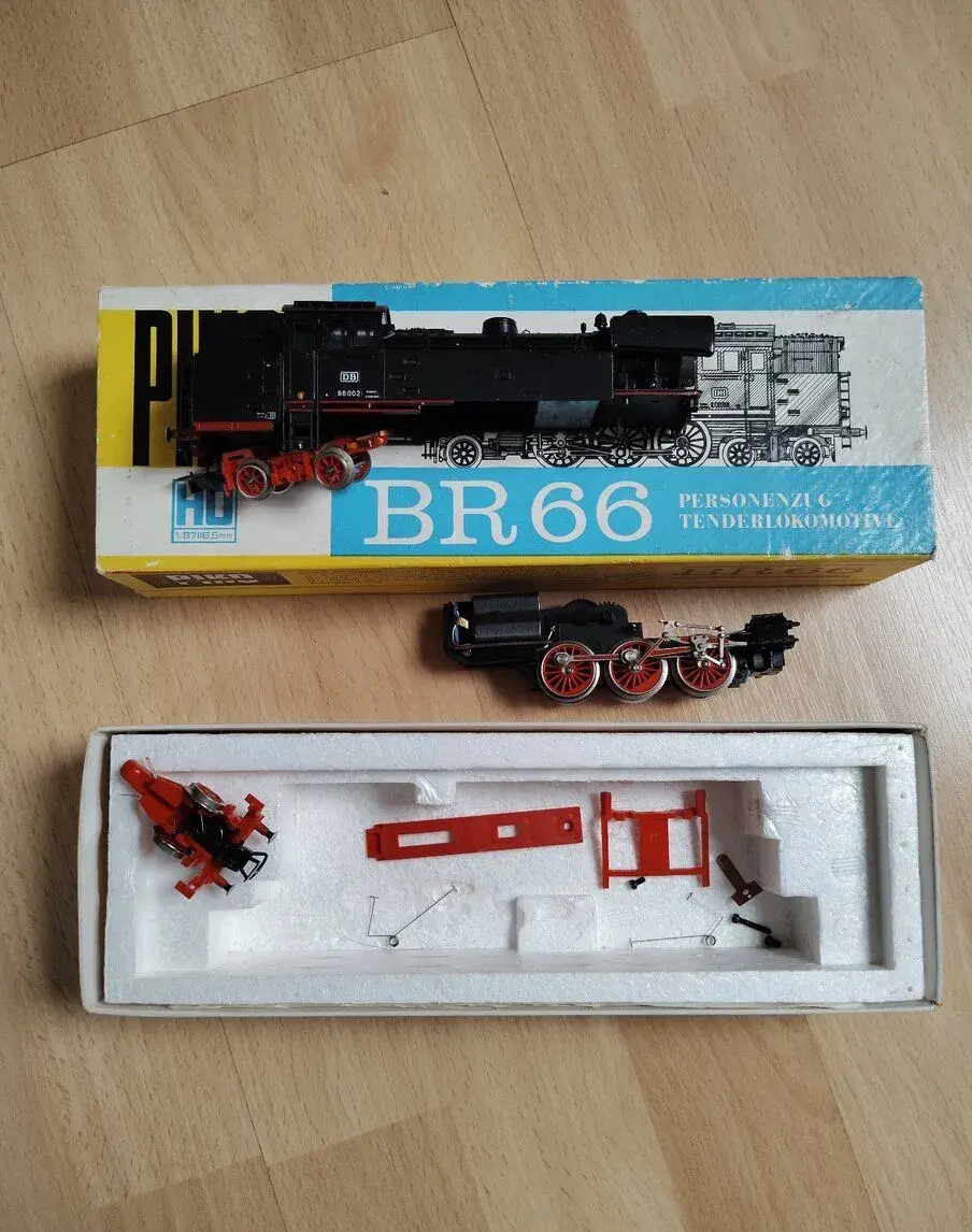Piko BR 66