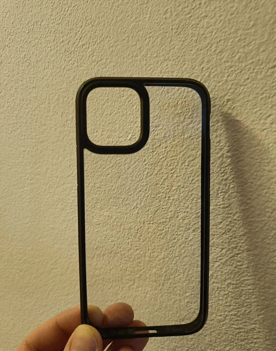 Kryt na mobil Apple iPhone 12 Spigen Ultra Hybrid