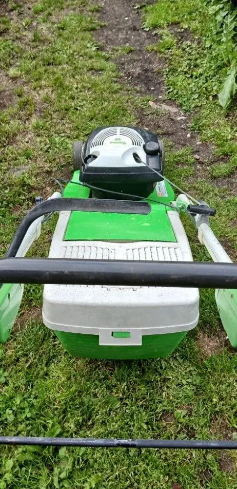 Sekačka s pojezdem Viking MB448
