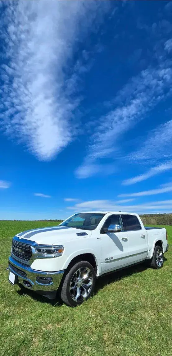 Dodge RAM – 7 000 km