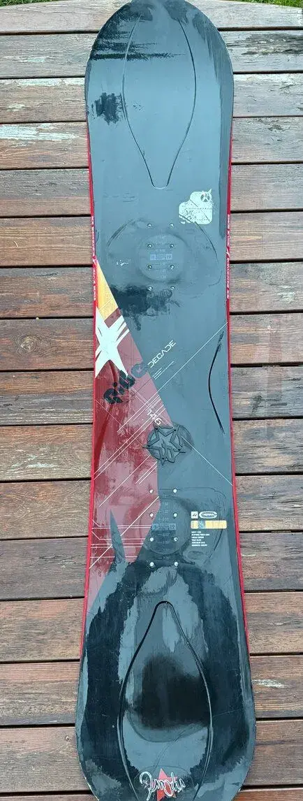 Snowboard i vázaní zn. RIDE vel. 146