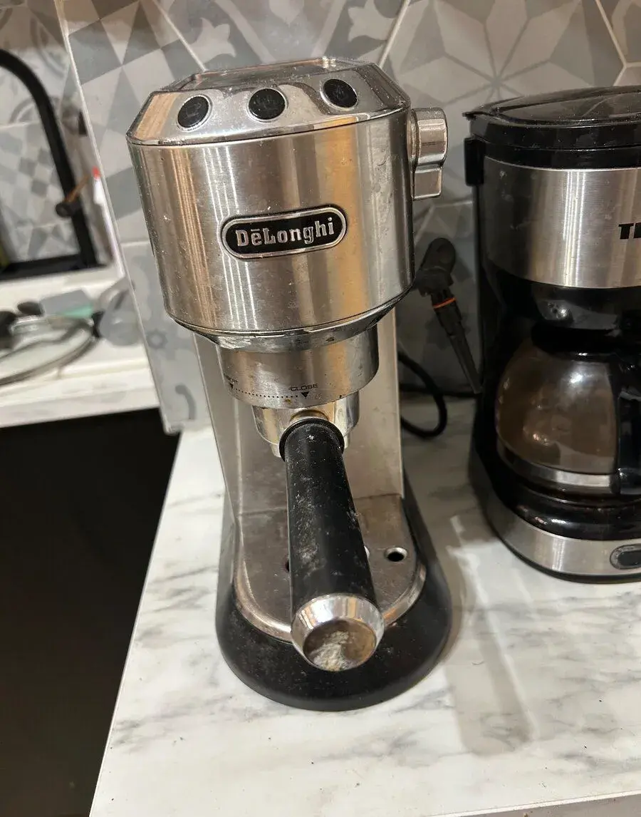 Kávovar Delonghi