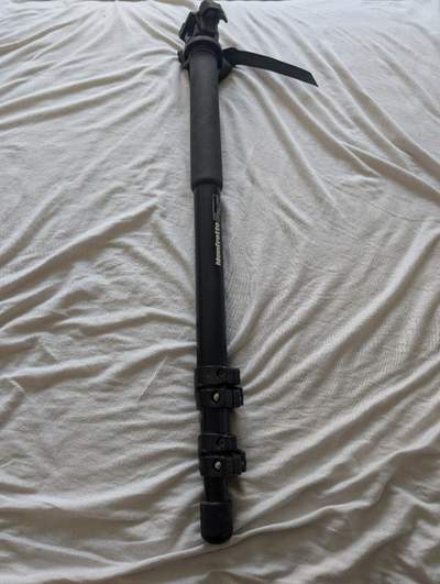Monopod Manfrotto 681B s hlavou RC234