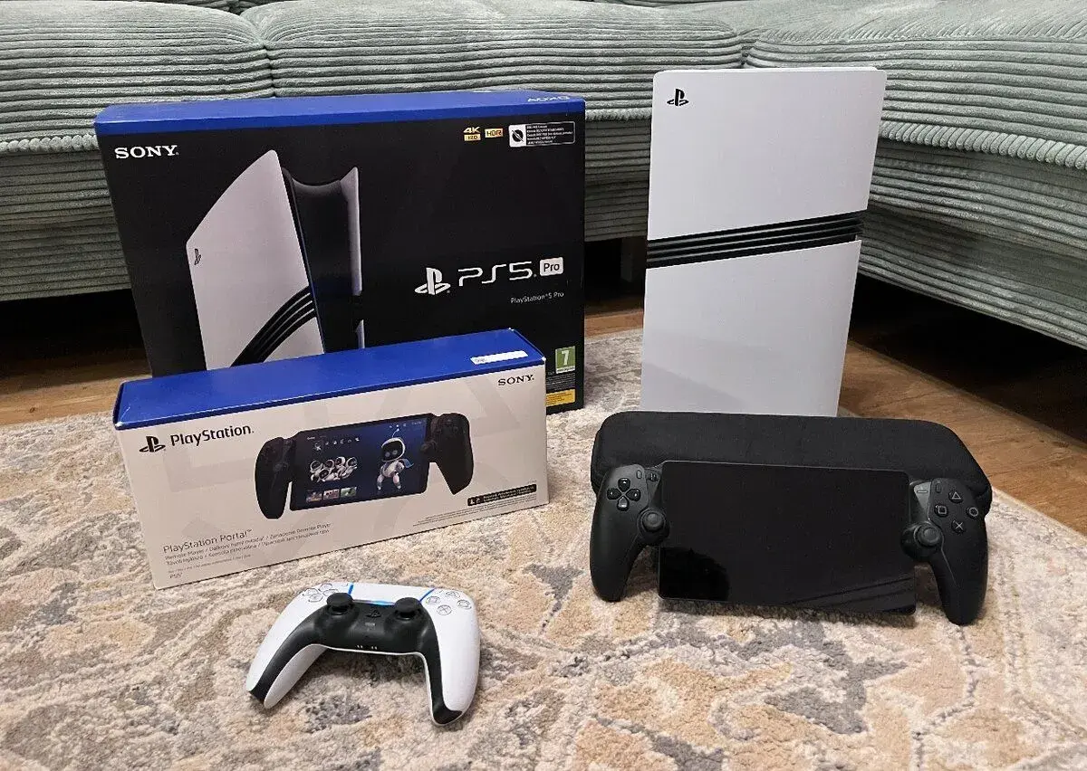 PS5 Pro 2TB + PS Portal