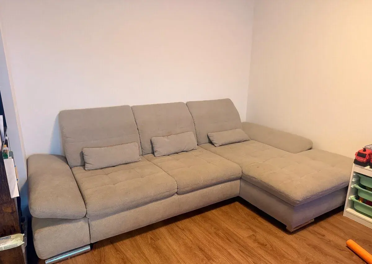 Rozkládací gauč s úložným prostorem Sanfino