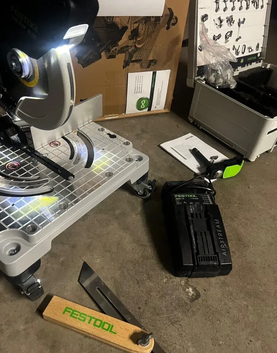 Festool SYMC 70 EB v plném kompletu v záruce