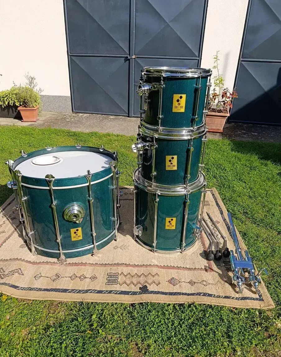 Soupravu Sonor Force 3000
