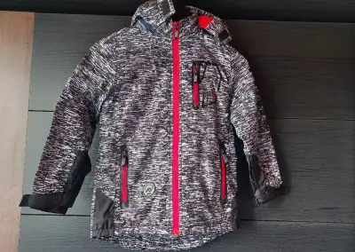 Dětská bunda vel.128