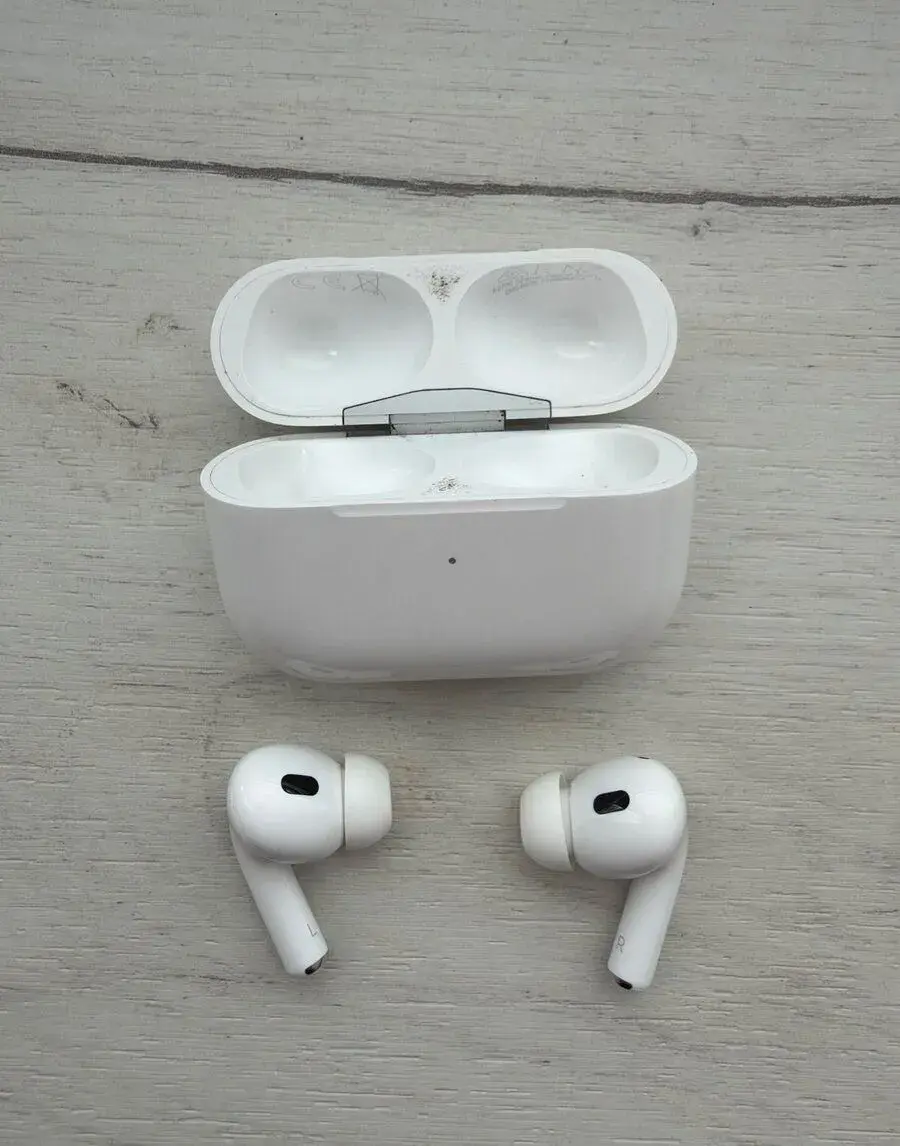 Apple AirPods Pro 2022