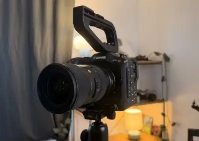 Canon EOS C70 V ZÁRUCE + Sigma 18-35 f1.8 + redukce RF/EF