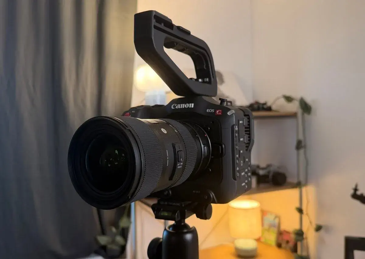 Canon EOS C70 V ZÁRUCE + Sigma 18-35 f1.8 + redukce RF/EF