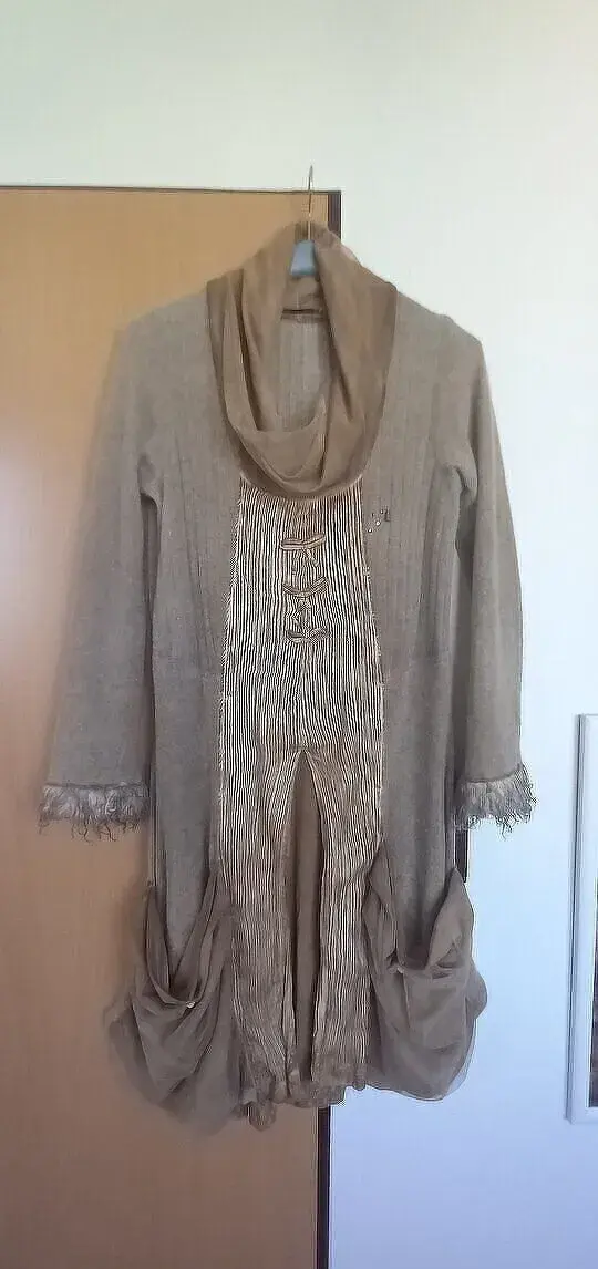 Šaty značky ELISA CAVALETTI + dárek