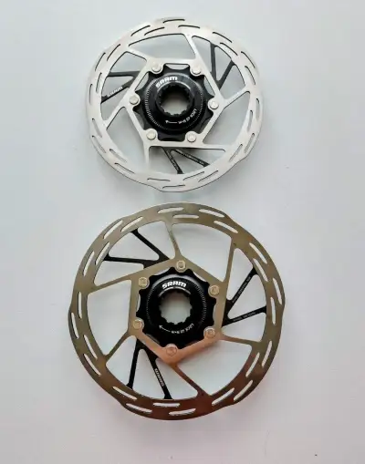 NOVÉ brzdové kotouče SRAM Rival