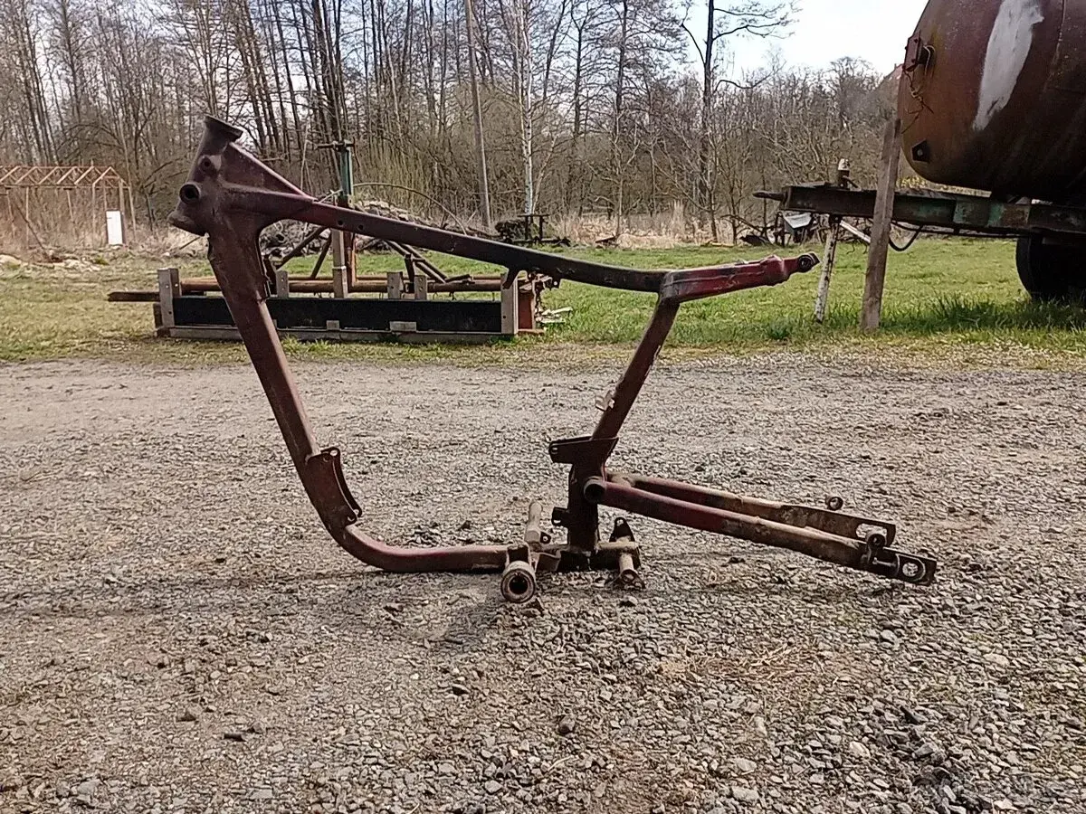 Rám Jawa ČZ 125-175