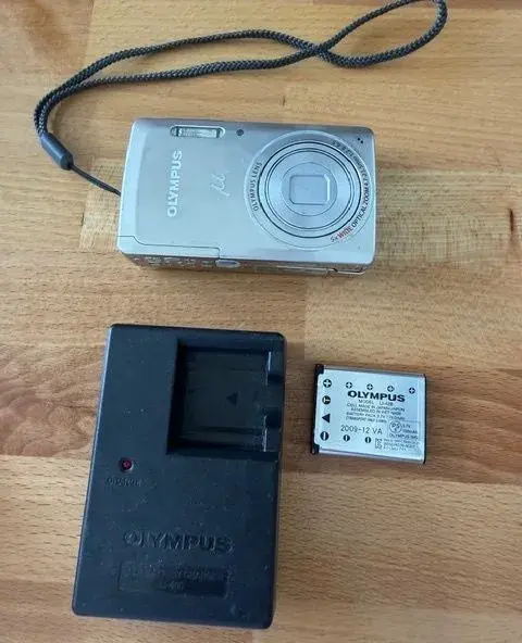 Olmypus Mju 5010 stříbrný