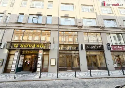 Pronájem obchodních prostor 60m2, Vodičkova, Praha 1