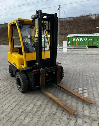 Vysokozdvižný vozík Hyster 3,0t, r.v. 2006, diesel