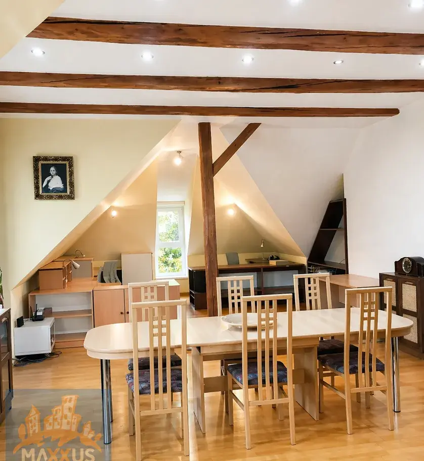 Bydlení i kanceláře v jednom – 100 m², Praha 6 Břevnov