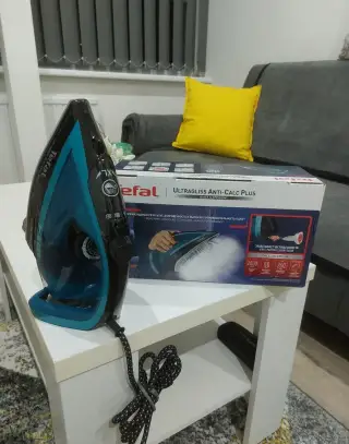 Žehlička Tefal Ultragliss Plus