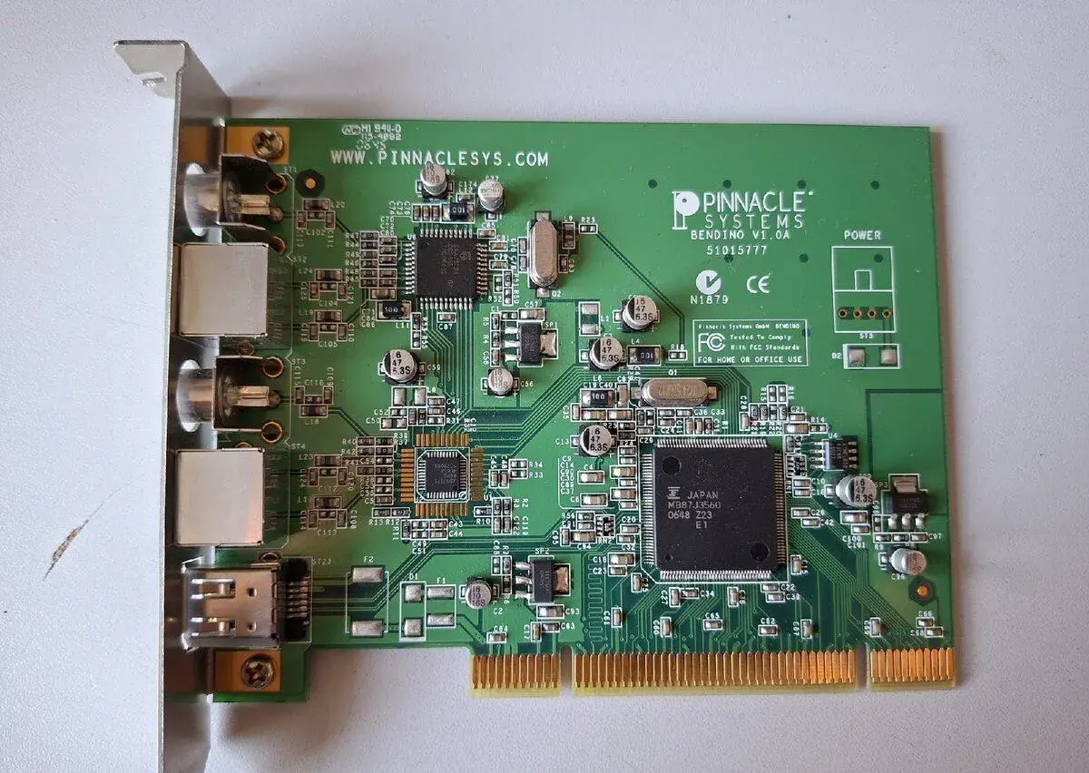 Retro PCI video karta Pinnacle Systems (Bendino)