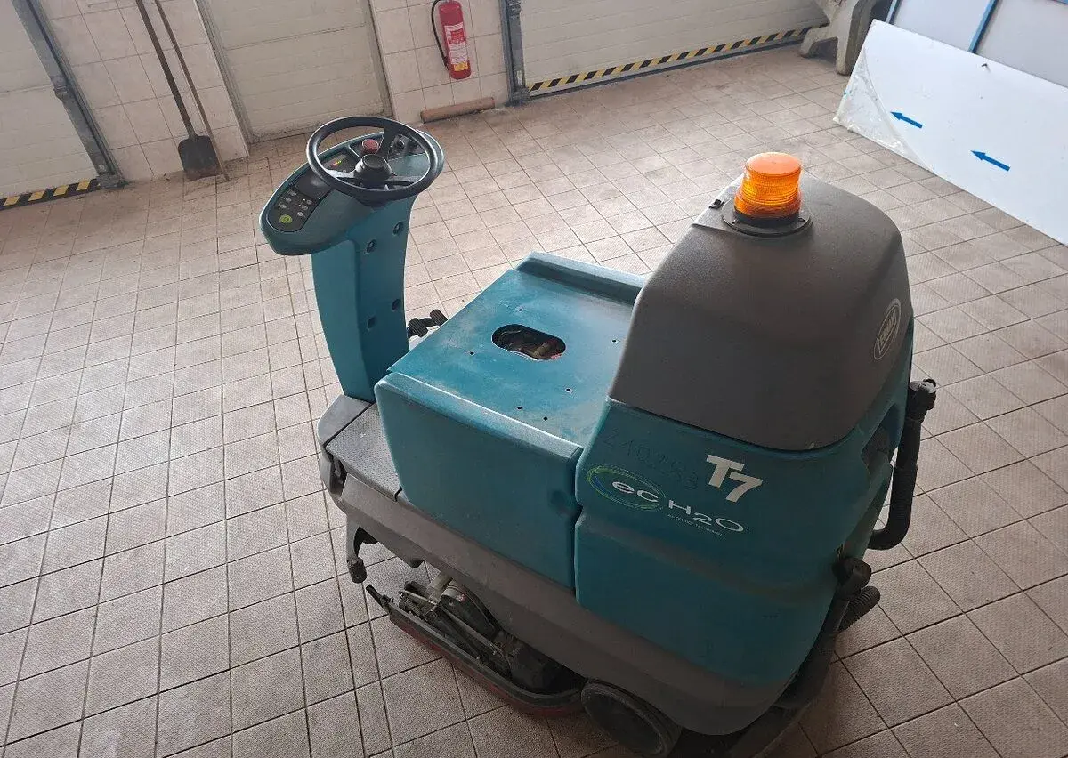 Tennant T7