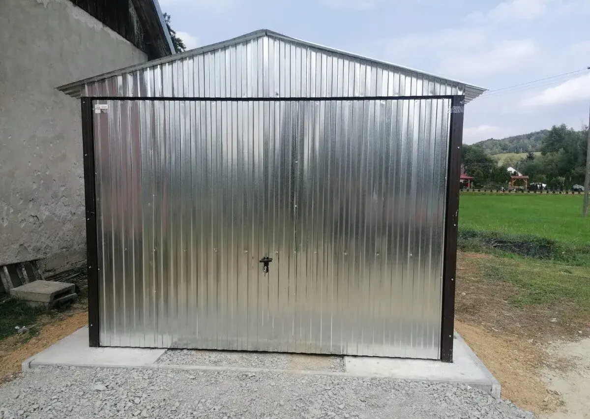 Plechová garáž 3x5m