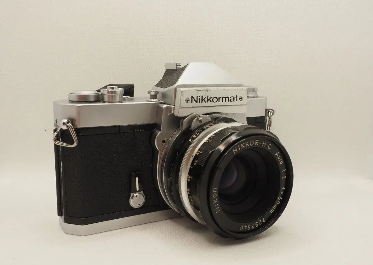 Nikkormat FT2 + Nikkor 50 mm