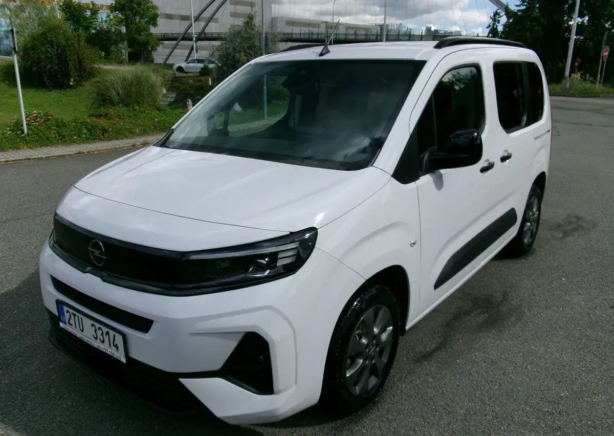 Opel COMBO – 2025, 7 600 km