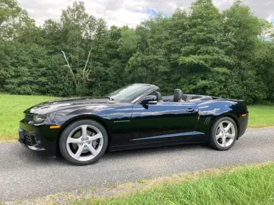 Camaro Cabrio 6.2 V8, 400 PS, 2016, pouze 32 000 km