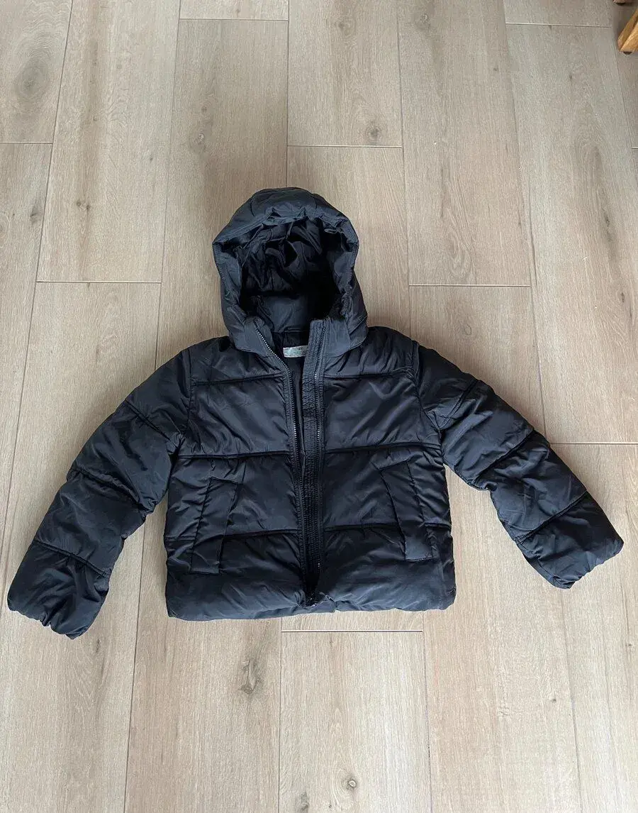 Dívčí zimní bunda H&M 9-10