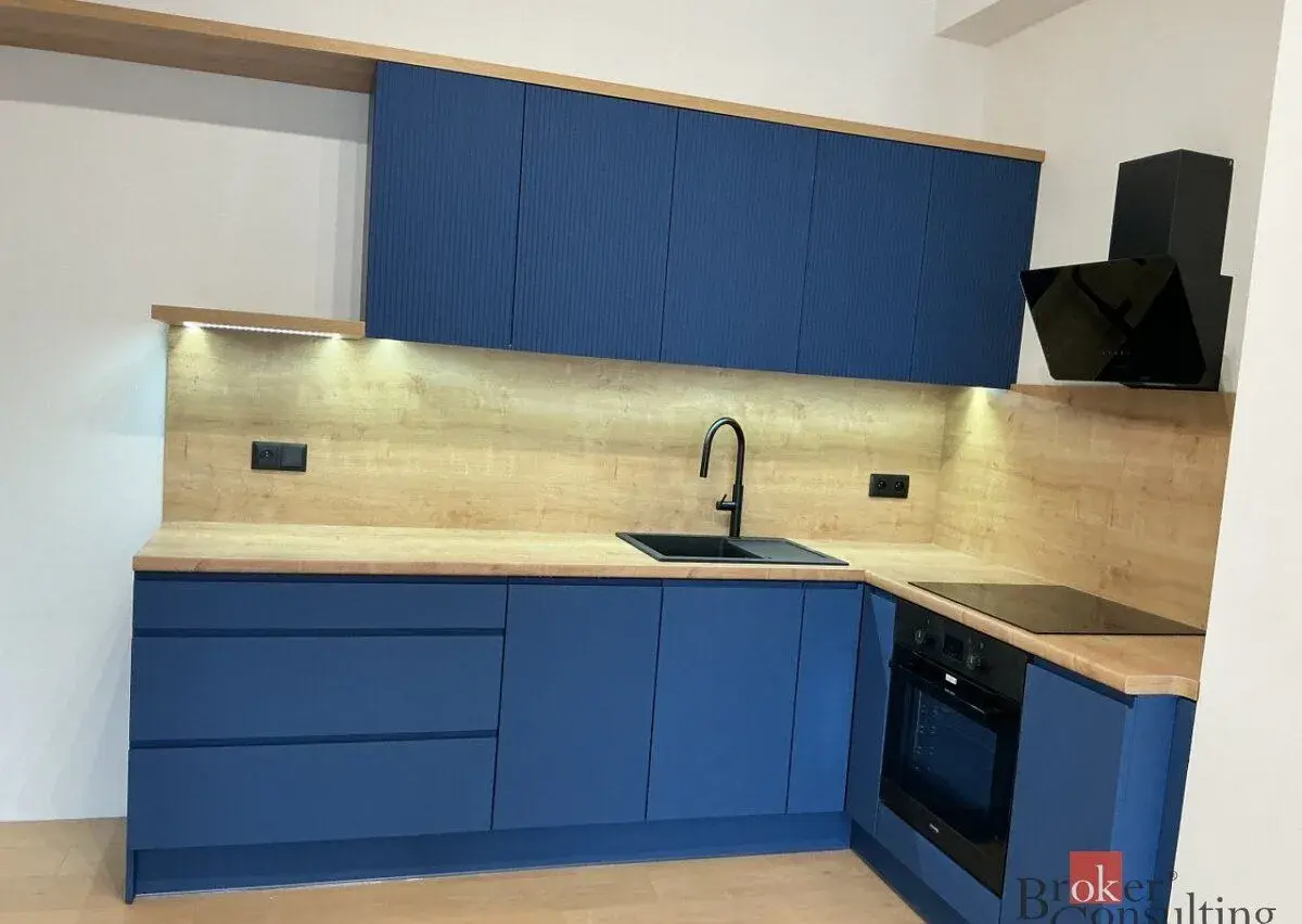 Podnájem, byty/1+kk, 57 m2, Mírové náměstí 98, 55001 Broumov