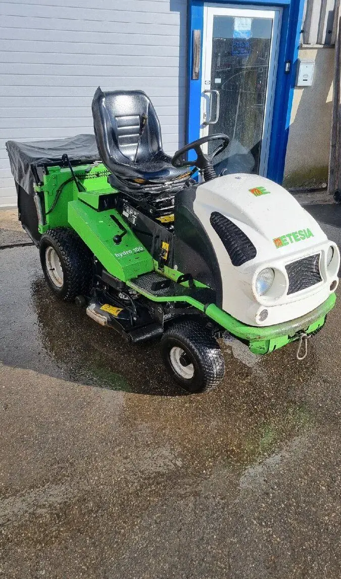 Sekačka Etesia Hydro 100