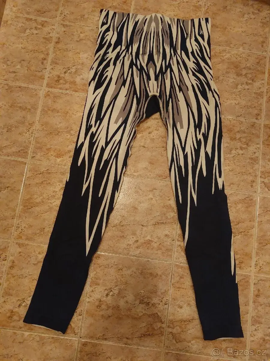 Stylové dámské legíny