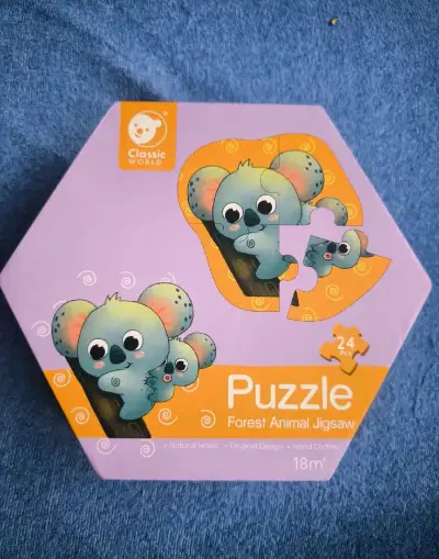 Classic world puzzle Forest animal