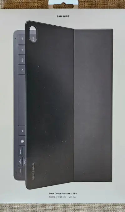 Ochranný kryt s klávesnicí na Samsung Galaxy Tab S12+