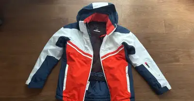 Lyžařská zimní bunda zn. Wedze vel. 143-152 cm (10-12 let)