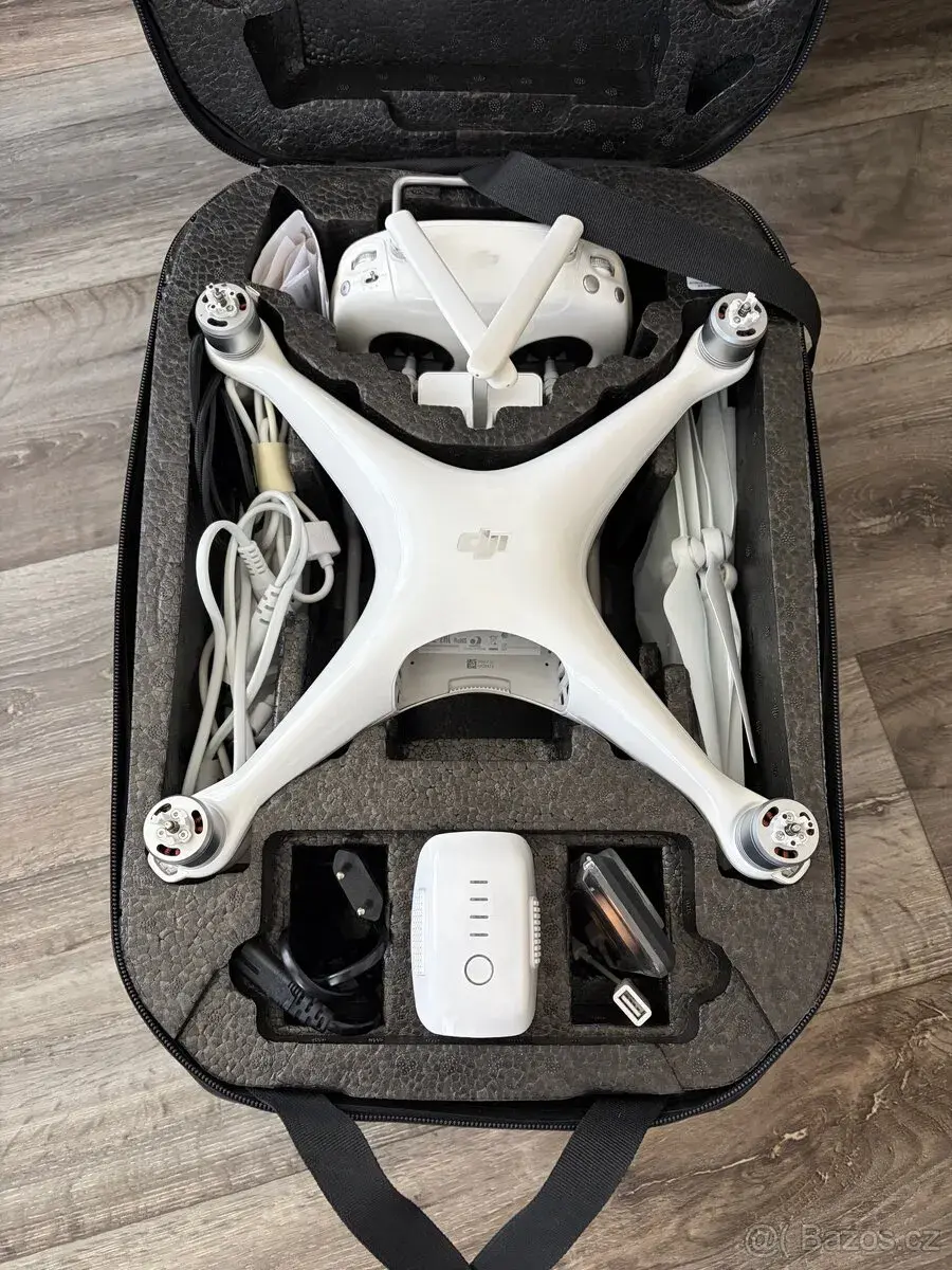 DJI Phantom 4 Advanced + batoh + ND filtry PolarPro