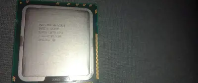CPU Intel Xeon W3520 čtyřjádrový procesor, socket LGA 1366
