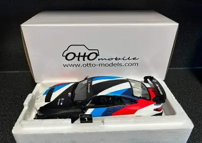 BMW M4 GT4 1:18