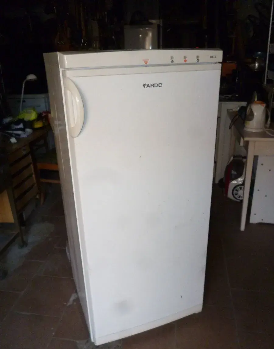 šuplíkový mrazák ardo, obsah 185 l