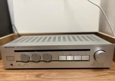 KENWOOD VINTAGE ZESILOVAČ KA-50