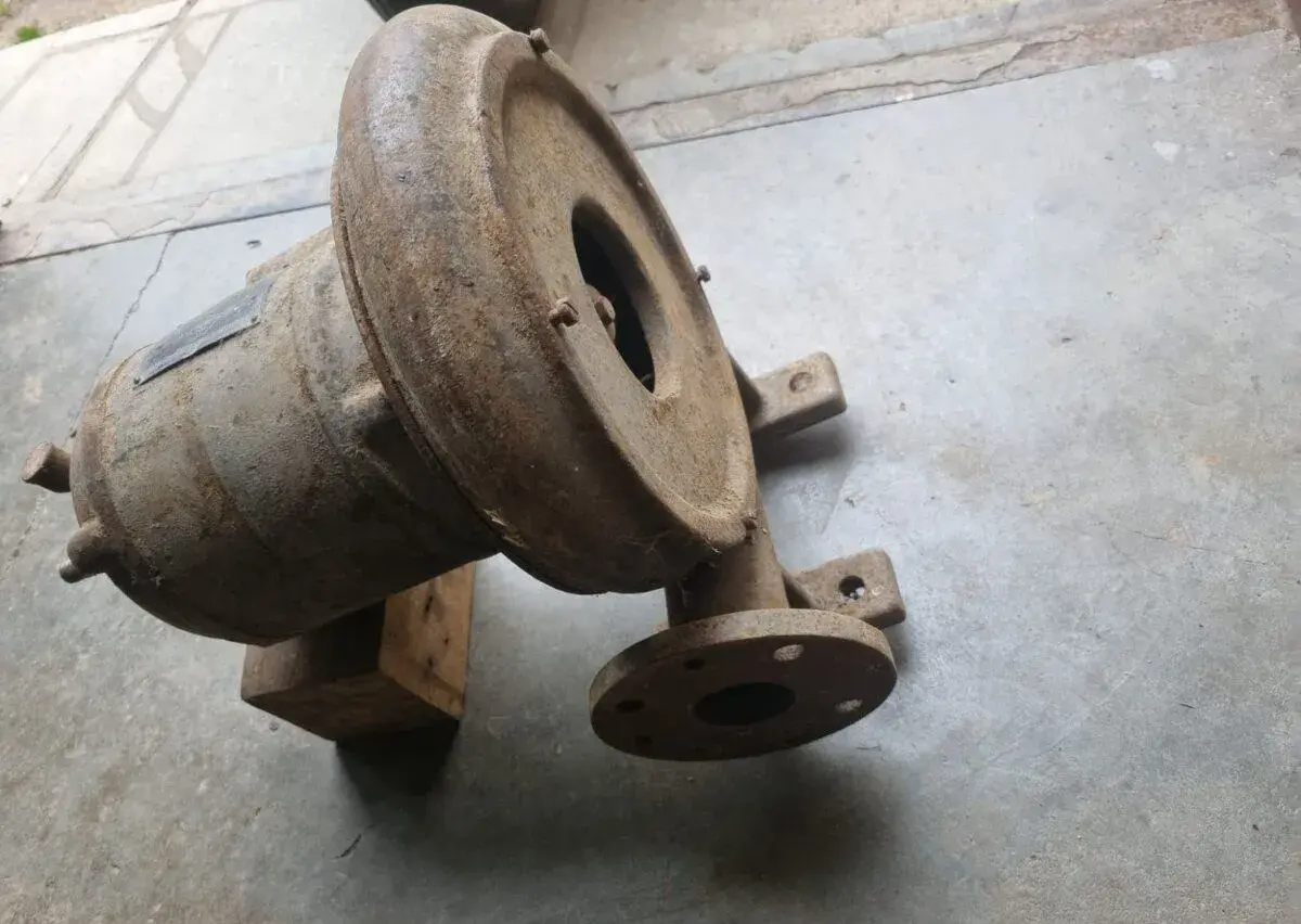 Historický elektromotor WIKOV s čerpadlem