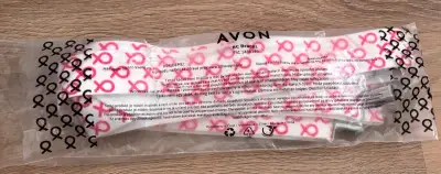 Nové šle / kšandy Avon
