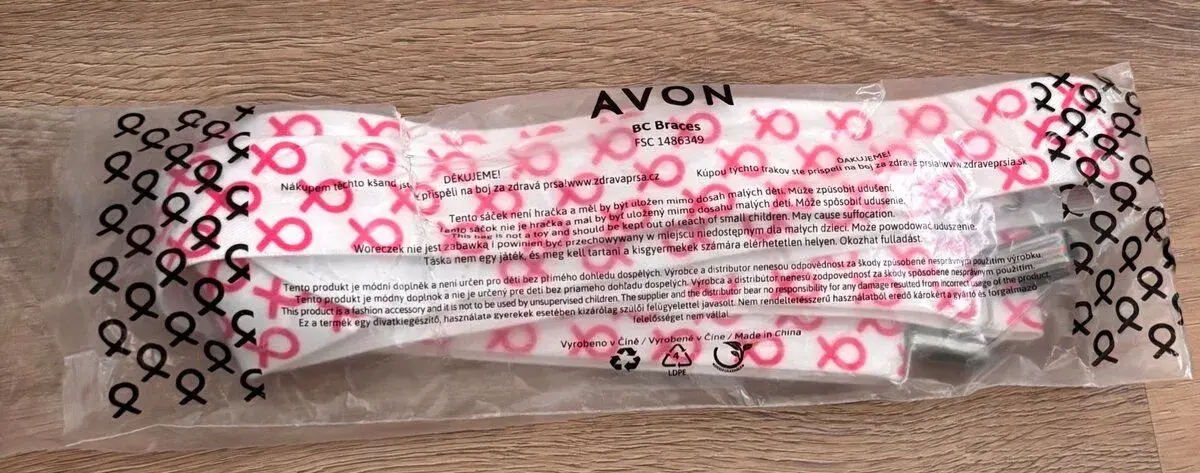 Nové šle / kšandy Avon