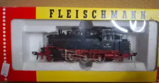 H0 Fleischmann 4064 Parní lokomotiva DB 064 389