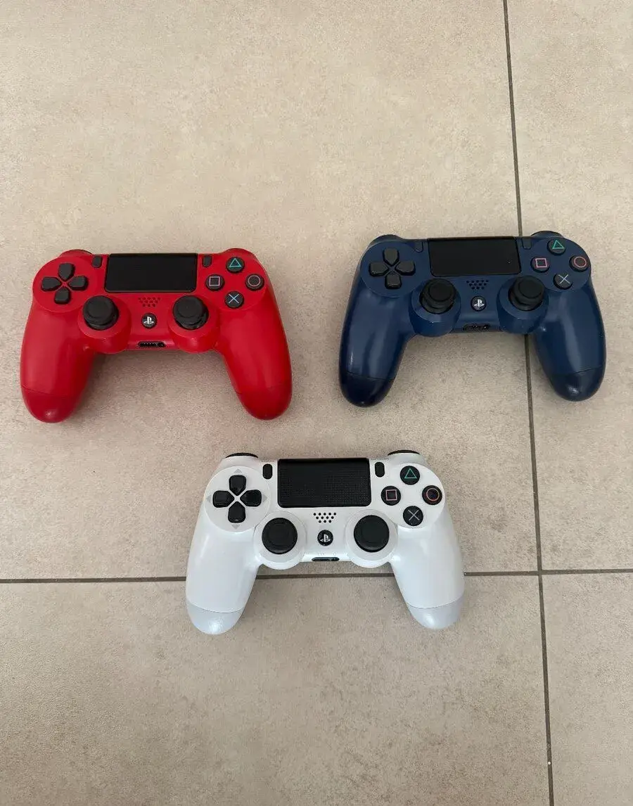 Originální ovladače Sony dualshock 4