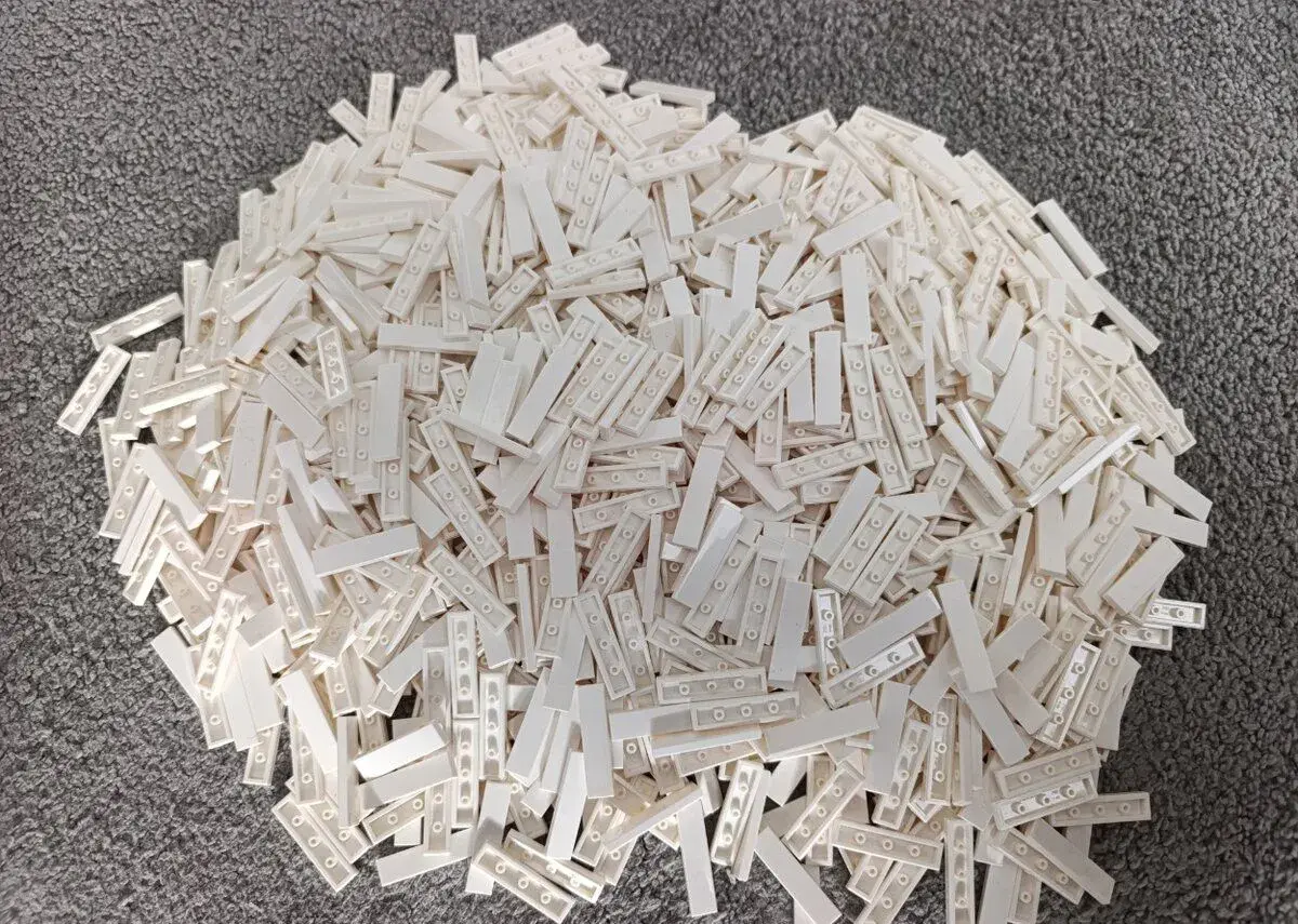 Lego dlaždice 1×4 bílá NOVÁ
